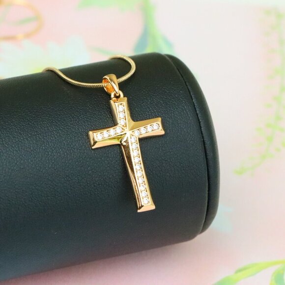 "Rose Gold Cross Pendant with Crystals in Polished Elegant Finish, XPPT1224 - Picture 1 of 12